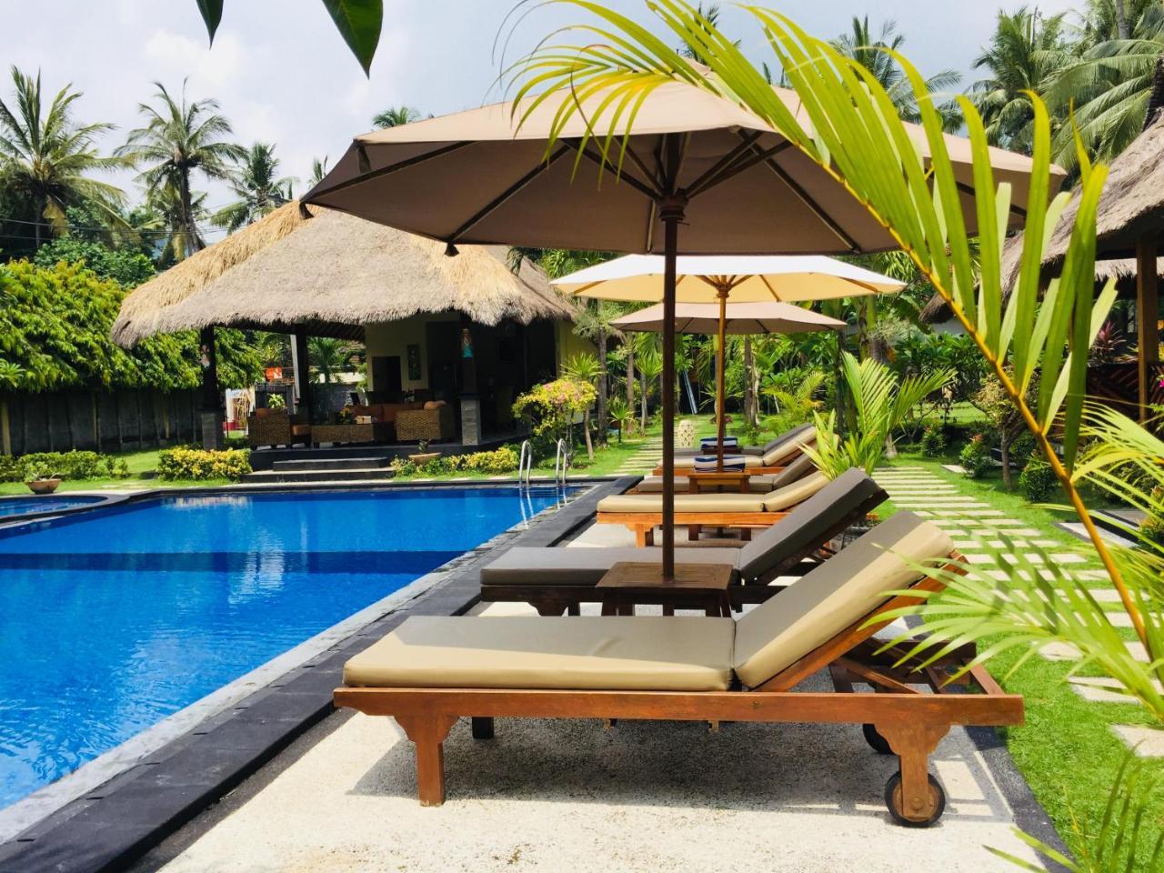 Mutiara Bali Hotel Candi Dasa  Exterior photo